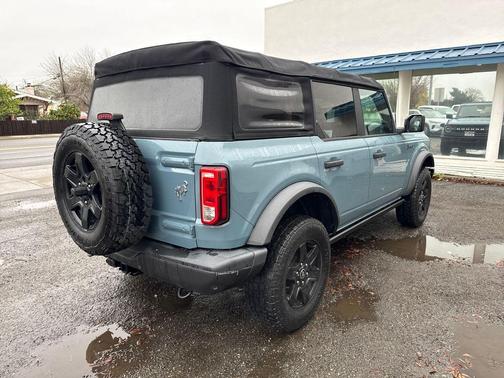 2021 Ford Bronco Black Diamond