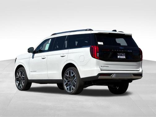 Star White 2026 Ford Expedition Platinum