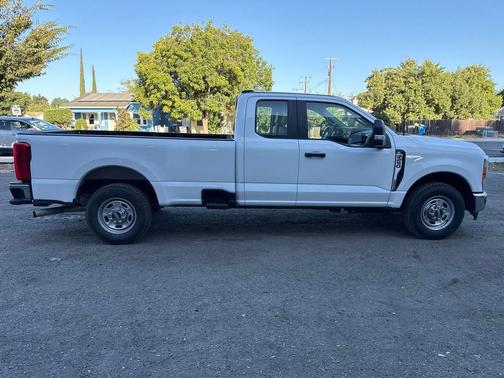 2023 Ford F-250 XL