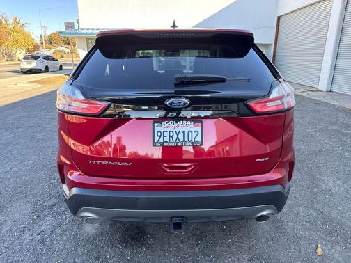 2022 Ford Edge Titanium