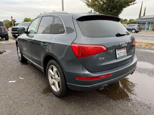 2011 Audi Q5 Premium Plus