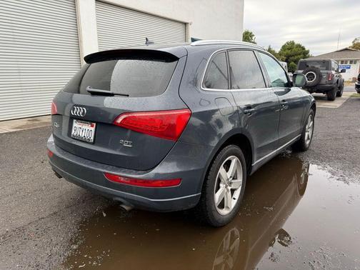 2011 Audi Q5 Premium Plus