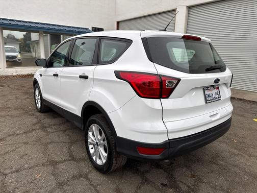 2019 Ford Escape S