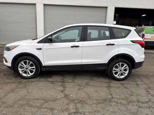 2019 Ford Escape S
