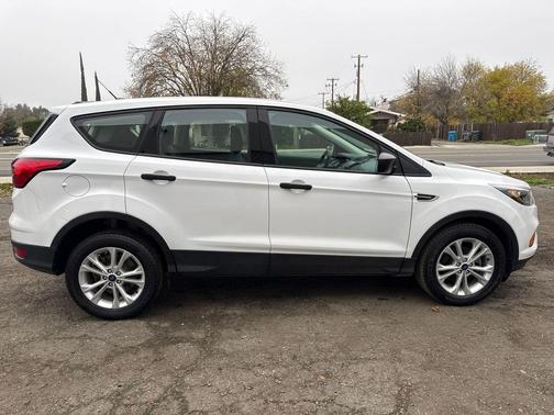2019 Ford Escape S