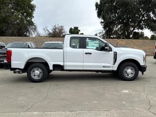 Oxford White 2026 Ford F-250 XL