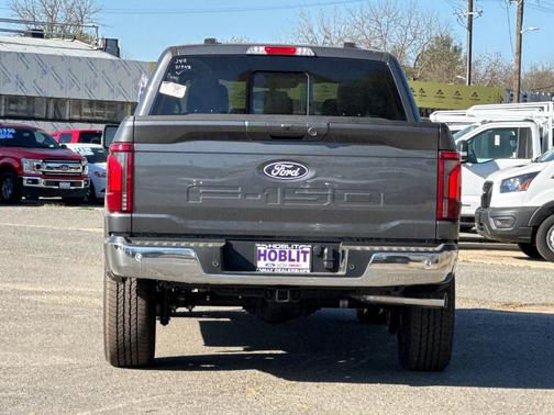 Carbonized Gray Metallic 2026 Ford F-150 Lariat