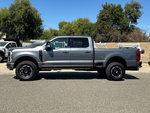 2025 Ford F-250 Lariat