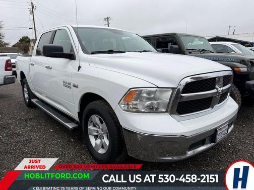 2017 RAM 1500 SLT