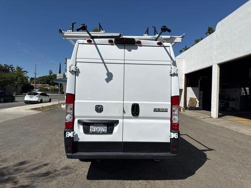 Bright White Clearcoat 2023 RAM ProMaster 3500 High Roof
