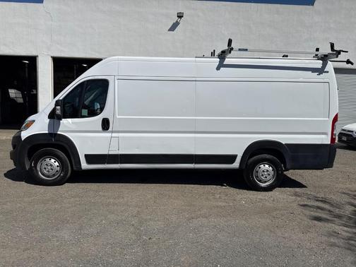 Bright White Clearcoat 2023 RAM ProMaster 3500 High Roof
