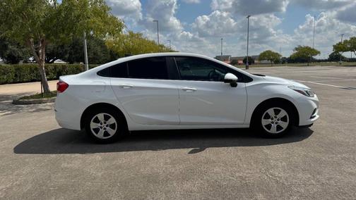 2017 Chevrolet Cruze LS
