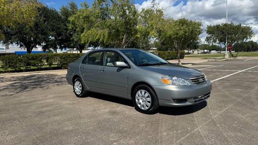 2004 Toyota Corolla LE
