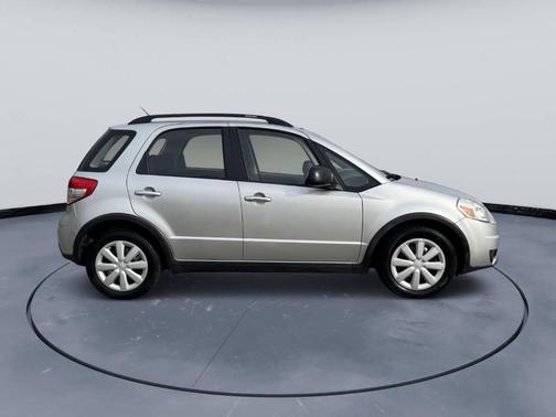 2010 Suzuki SX4 Base 4dr Crossover CVT
