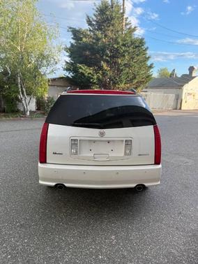 White Diamond 2005 Cadillac SRX V8