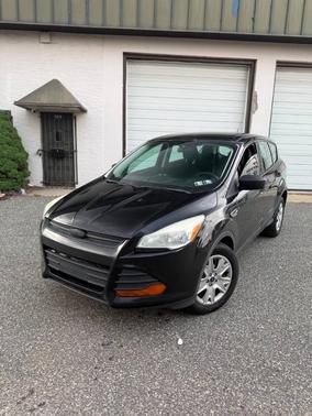 Tuxedo Black Metallic 2014 Ford Escape S