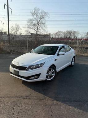Snow White Pearl 2013 Kia Optima EX