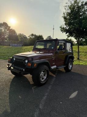Sienna Peal 2001 Jeep Wrangler Sport