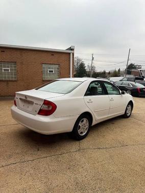 2003 Toyota Camry LE V6