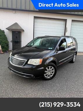 Brilliant Black Crystal Pearlcoat 2014 Chrysler Town & Country Touring