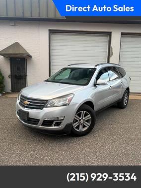 Champagne Silver 2017 Chevrolet Traverse 1LT