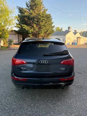 Moonlight Blue Metallic 2012 Audi Q5 2.0T Premium Plus