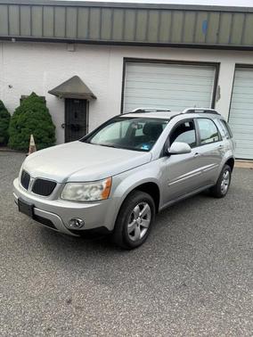 Liquid Silver Metallic 2008 Pontiac Torrent