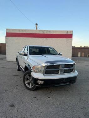 Bright White Clearcoat 2012 RAM 1500 SLT