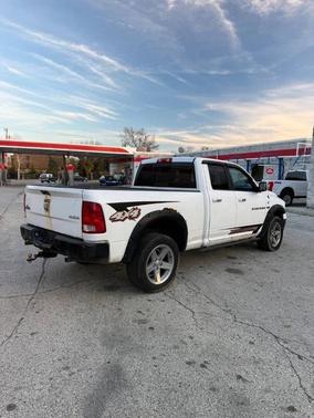 Bright White Clearcoat 2012 RAM 1500 SLT