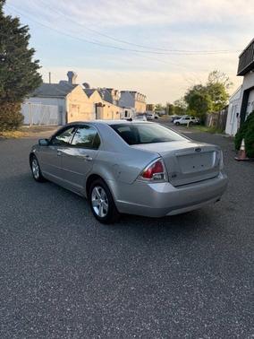 Tungsten Silver Clearcoat Metallic 2007 Ford Fusion SE