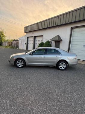 Tungsten Silver Clearcoat Metallic 2007 Ford Fusion SE