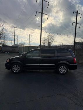 2014 Chrysler Town & Country Touring