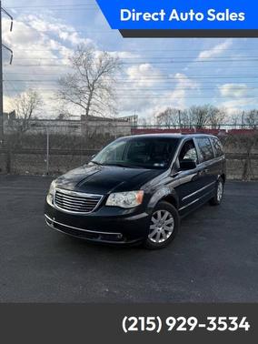 Brilliant Black Crystal Pearlcoat 2014 Chrysler Town & Country Touring