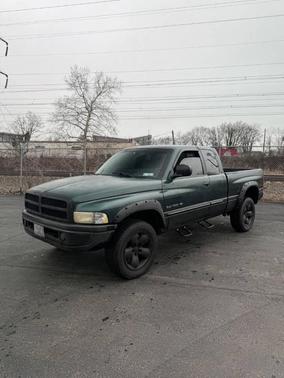 Forest Green Pearlcoat 2001 Dodge Ram 1500 ST Quad Cab