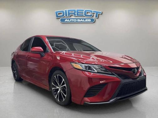 2020 Toyota Camry SE