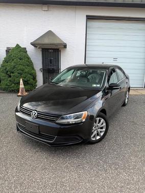 Black Uni 2013 Volkswagen Jetta SE