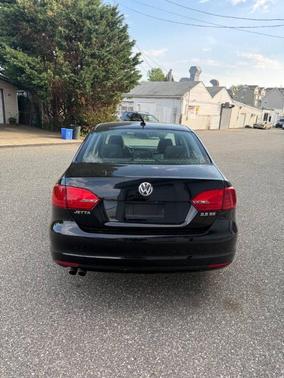 Black Uni 2013 Volkswagen Jetta SE