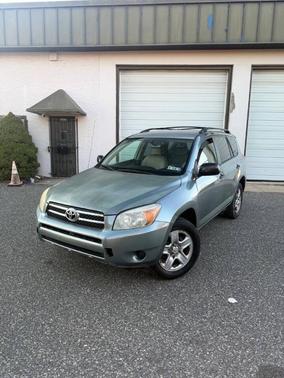 Classic Silver Metallic 2008 Toyota RAV4 Base