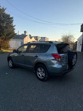 Classic Silver Metallic 2008 Toyota RAV4 Base