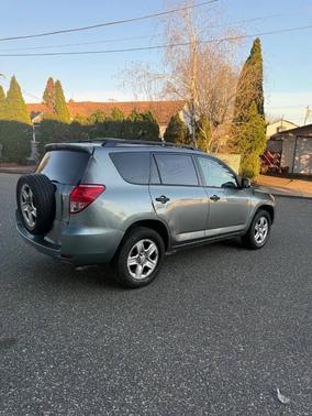 Classic Silver Metallic 2008 Toyota RAV4 Base