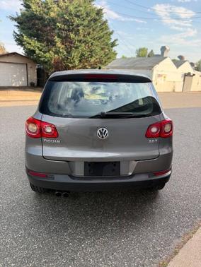Alpine Gray 2009 Volkswagen Tiguan S