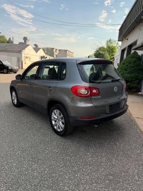 Alpine Gray 2009 Volkswagen Tiguan S