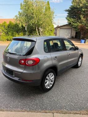 Alpine Gray 2009 Volkswagen Tiguan S