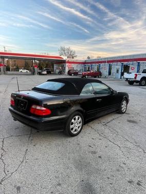 Obsidian Black Metallic 2003 Mercedes-Benz CLK-Class 320