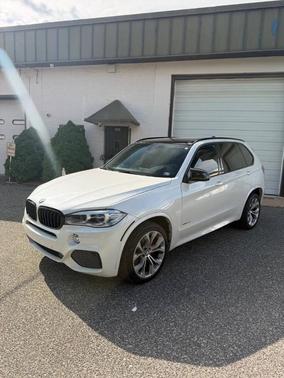 Alpine White 2014 BMW X5 xDrive35d