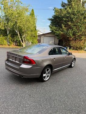 Oyster Gray Metallic 2010 Volvo S80 T6