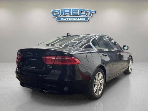 2018 Jaguar XE 25t Premium