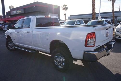 2019 RAM 2500 Big Horn Crew Cab 4x4 8' Box