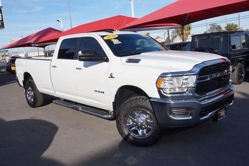 2019 RAM 2500 Big Horn Crew Cab 4x4 8' Box