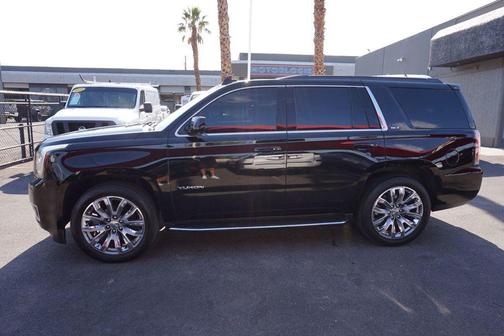 Carbon Black Metallic 2020 GMC Yukon SLT